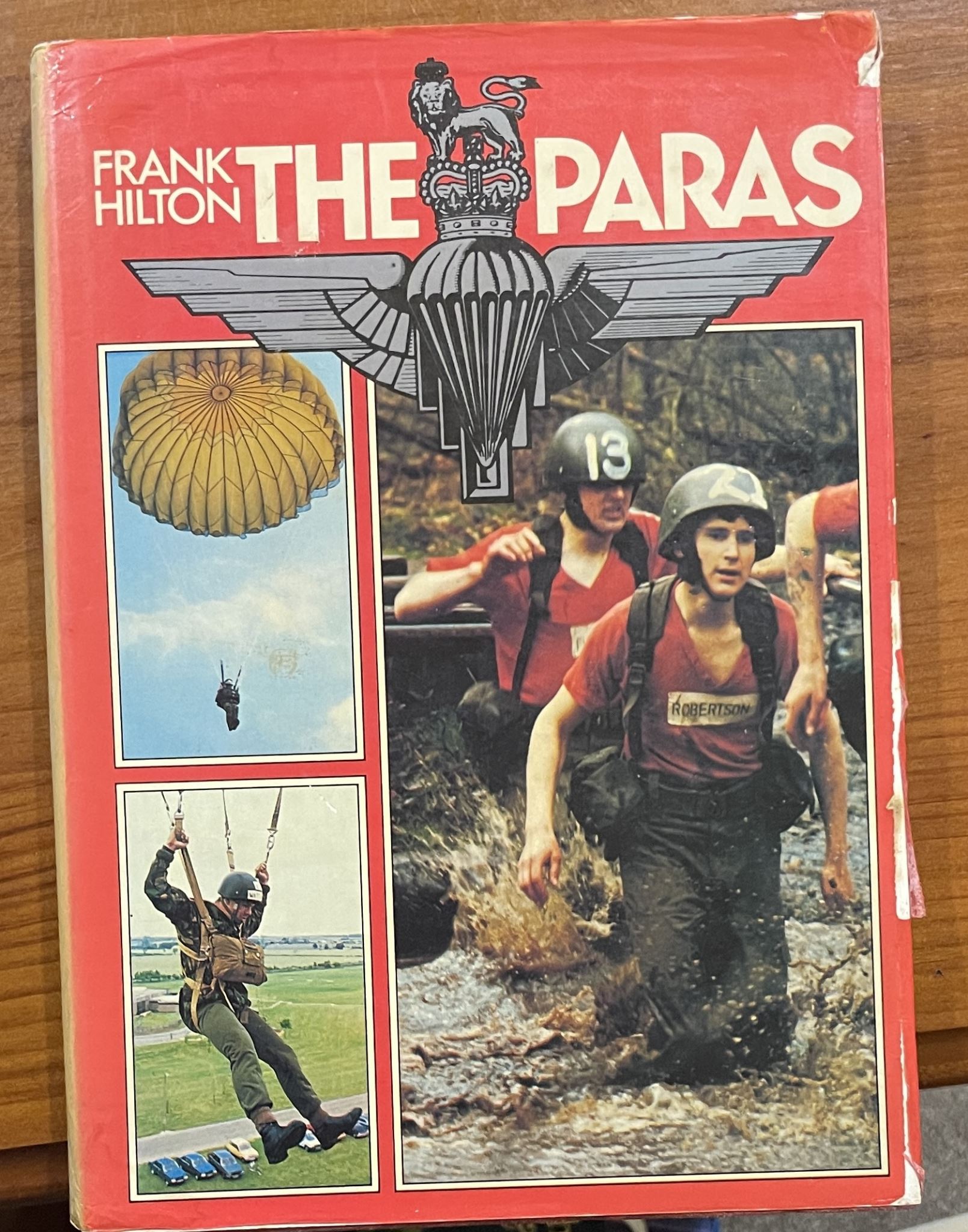 The Paras by Frank Hilton